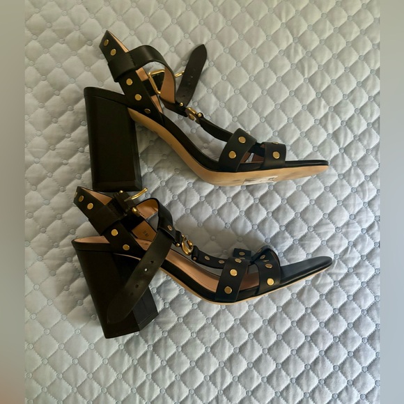 COACH Heels Sandals. - Picture 2 of 5